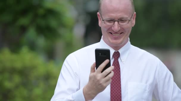 Portrait Mature Bald Businessman Wearing Shirt Tie Streets Outdoors — Stock Video