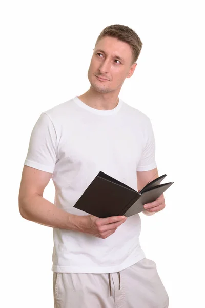 Hombre caucásico guapo aislado sobre fondo blanco —  Fotos de Stock