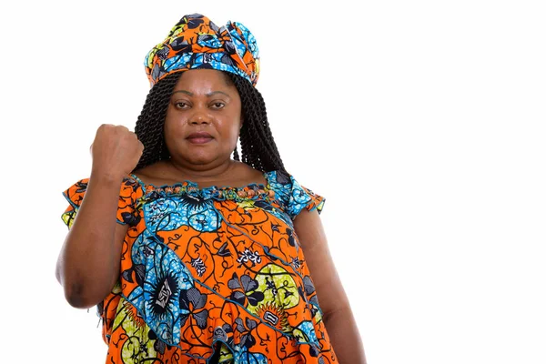 Strzał studio tłuszczu czarny afrykańskie kobiety sobie tradycyjne tkaniny — Zdjęcie stockowe