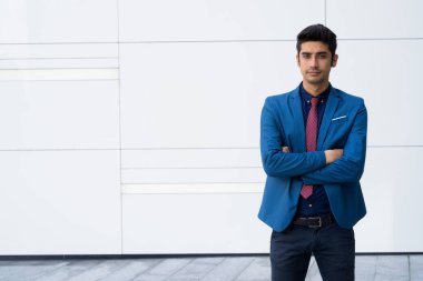 Genç yakışıklı İranlı işadamı Bangkok şehir keşfetmek