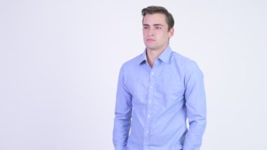 Genç yakışıklı iş adamı