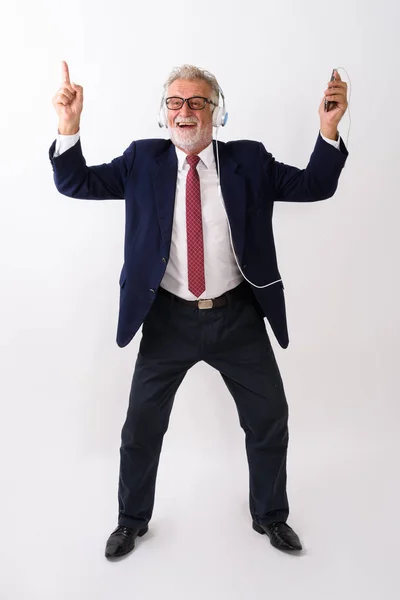 Teljes test lövés boldog vezető szakállas üzletember mosolyogva idő — Stock Fotó