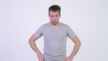 Genç İspanyol adam sıkılmış arayan yorgun