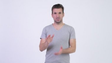 Mutlu İspanyol delikanlı eller alkışlar