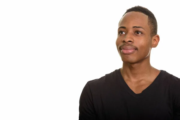 Genç yakışıklı Afrika adam beyaz arka planı izole düşünme — Stok fotoğraf