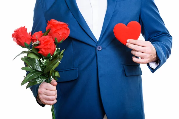 Estudio de hombre de negocios sosteniendo rosas rojas y corazón listo para — Foto de Stock