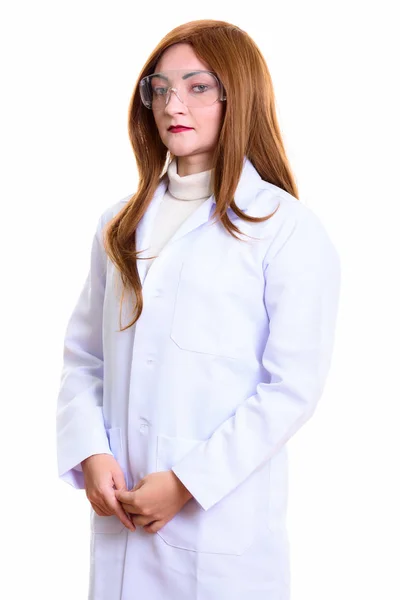 Studio πλάνο γυναίκα γιατρός φοράει προστατευτικά γυαλιά — Φωτογραφία Αρχείου