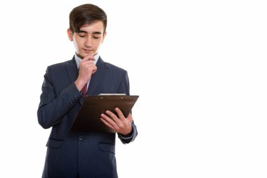 Genç yakışıklı İranlı genç işadamı kızlarla stüdyo çekim
