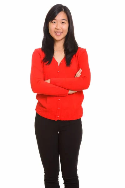 Porträtt av ung glad asiatisk kvinna ler — Stockfoto
