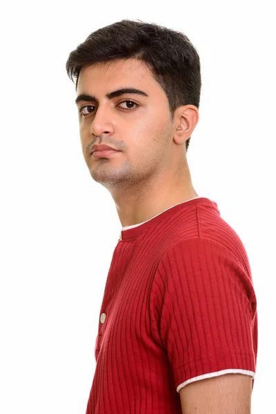 Krásný perský mladík při pohledu na fotoaparát — Stock fotografie