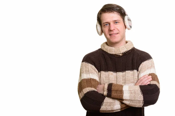 Gelukkig knappe blanke man draagt winteroorkappen — Stockfoto