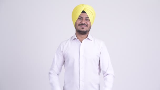 Feliz barbudo indiano Sikh homem de negócios batendo palmas — Vídeo de Stock