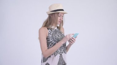 Telefon kullanıyorsanız ve kötü haber sarışın turist kadın vurguladı