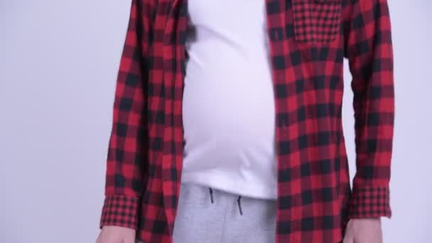 Grande barriga de jovem gordo hipster homem dançando — Vídeo de Stock