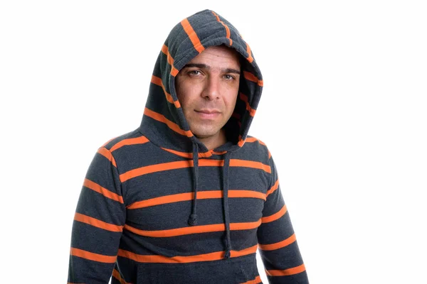 Studioaufnahme Eines Jungen Persischen Mannes Mit Kapuzenpullover Vor Weißem Hintergrund — Stockfoto