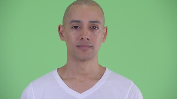 Face of Happy Handsome Bald man leende — Stockvideo