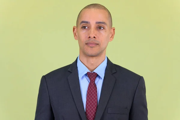 Gesicht des multiethnischen Geschäftsmannes mit Glatze — Stockfoto