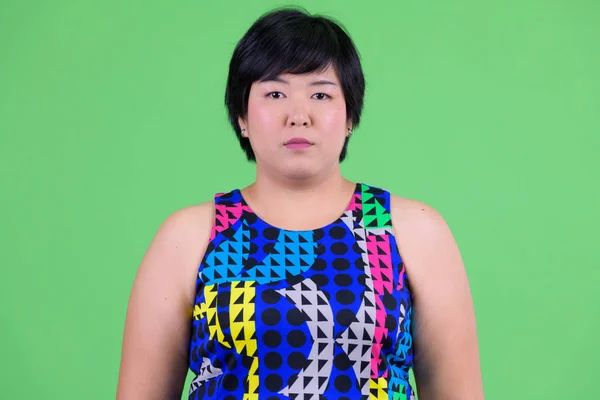Tvář mladé krásné nadváhy asijská žena připravená na večírek — Stock fotografie