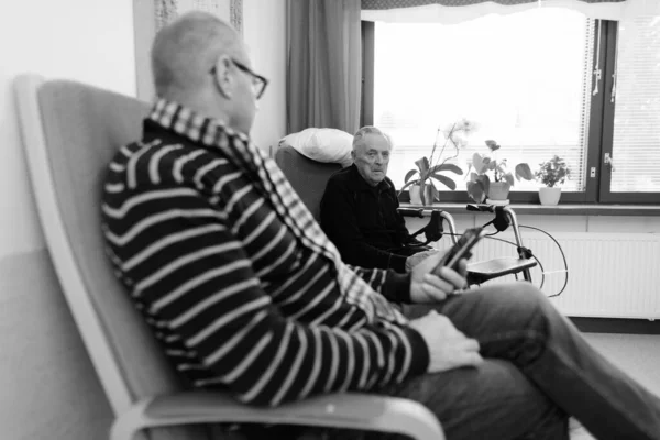 Portrait Mature Man Senior Man Together Nursing Home Turku Finland — Stock Photo, Image