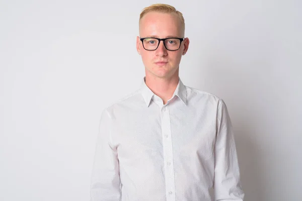 Rosto de jovem empresário loiro com óculos — Fotografia de Stock