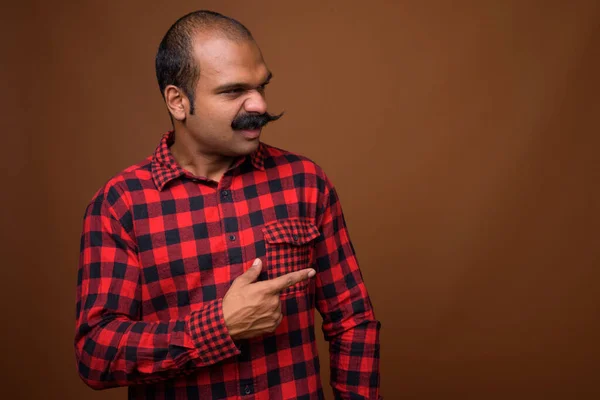 A következő profilnézete: Indian hipster man with Bajusz — Stock Fotó