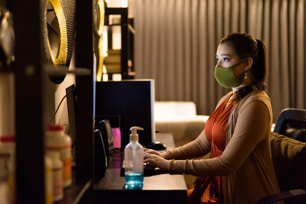Young Indian Woman Mask Working Home Late Night Quarantine Due — Stock Fotó