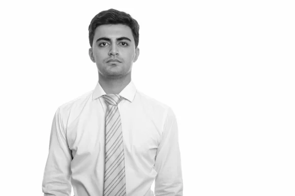 Portrét mladého pohledného perského podnikatele v černobílém — Stock fotografie