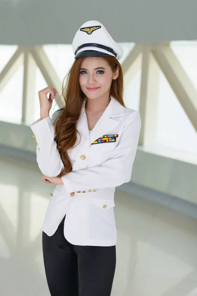 Portrait Young Beautiful Asian Navy Woman Wearing Uniform Indoors — Foto Stock
