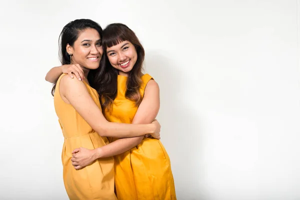 Studio Shot Two Young Asian Women Together White Background —  Fotos de Stock