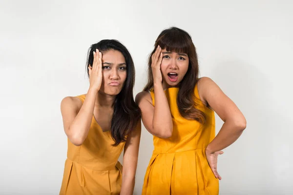 Studio Shot Two Young Asian Women Together White Background — 스톡 사진