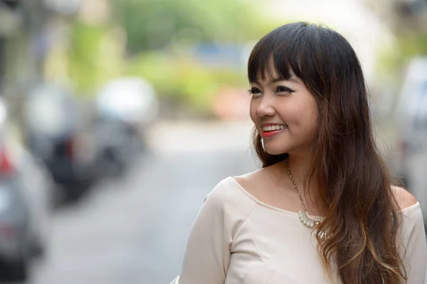 Portrait Young Beautiful Asian Businesswoman City Outdoors — Stockfoto