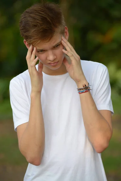 Jong Knap Tiener Jongen — Stockfoto