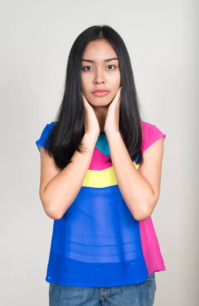 Studio Shot Young Beautiful Asian Teenage Girl — Fotografia de Stock