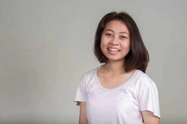 Studio Shot Young Beautiful Asian Teenage Girl Short Hair White — Stockfoto
