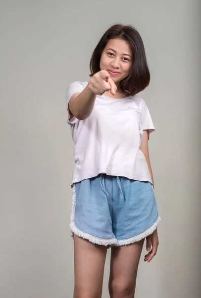 Studio Shot Young Beautiful Asian Teenage Girl Short Hair White — Zdjęcie stockowe