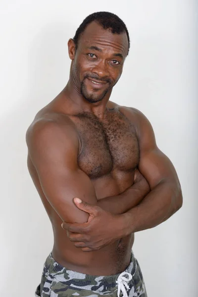 Estúdio Tiro Bonito Muscular Barbudo Africano Homem Sem Camisa Contra — Fotografia de Stock