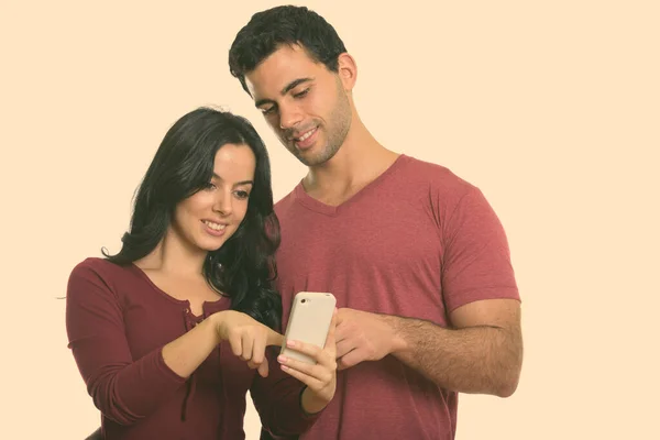 Studio Shot Young Hispanic Man Young Hispanic Woman Couple Together — Stockfoto