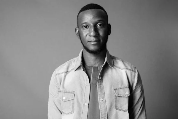 Studio Shot Young Handsome Bearded African Man Short Hair Gray — Fotografia de Stock