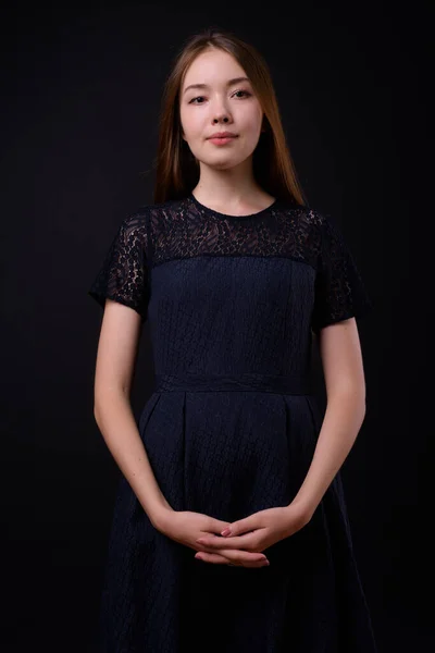 Studio Shot Young Beautiful Woman Long Brown Hair Black Background — Stockfoto