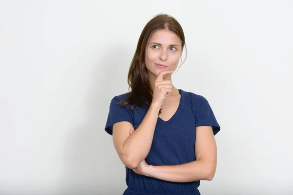 Studioaufnahme Einer Jungen Schönen Frau Vor Weißem Hintergrund — Stockfoto