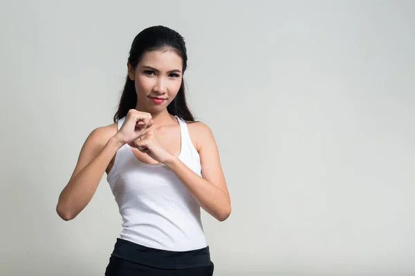 Studio Skott Ung Vacker Asiatisk Kvinna Redo För Gym Mot — Stockfoto