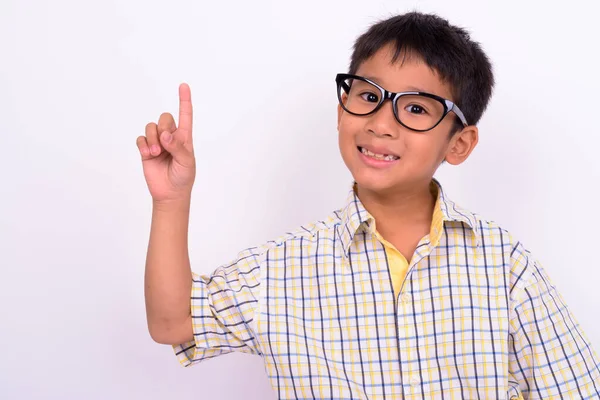 摄影室拍摄的可爱的亚洲男孩身穿格子衬衫 戴着白色背景的眼镜 — 图库照片