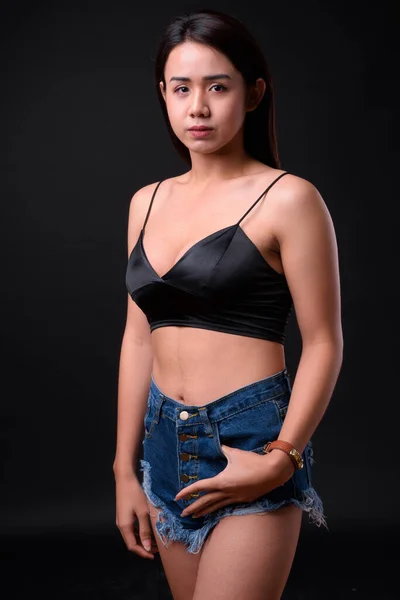 Studio Strzał Młody Piękny Azji Transgender Kobieta Czarnym Tle — Zdjęcie stockowe