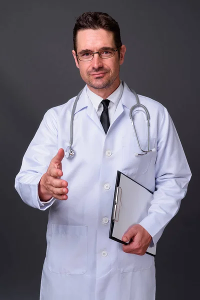 Studio Shot Handsome Bearded Man Doctor Eyeglasses Gray Background — Stock Photo, Image