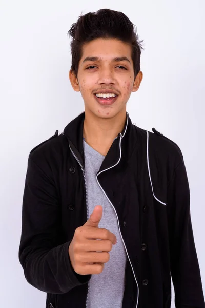 Studioaufnahme Eines Jungen Hübschen Indischen Teenagers Mit Lederjacke Vor Weißem — Stockfoto