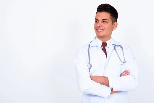 Studioaufnahme Eines Jungen Gutaussehenden Multiethnischen Arztes Vor Weißem Hintergrund — Stockfoto