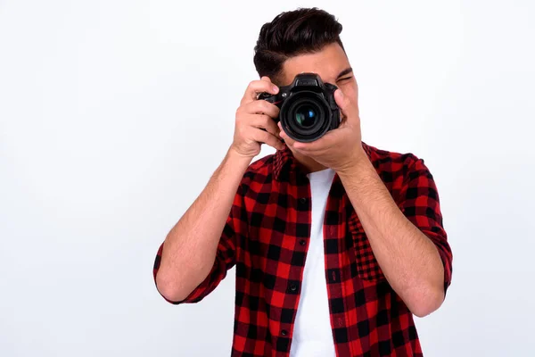 Estúdio Tiro Jovem Bonito Multi Etnia Hipster Homem Contra Fundo — Fotografia de Stock