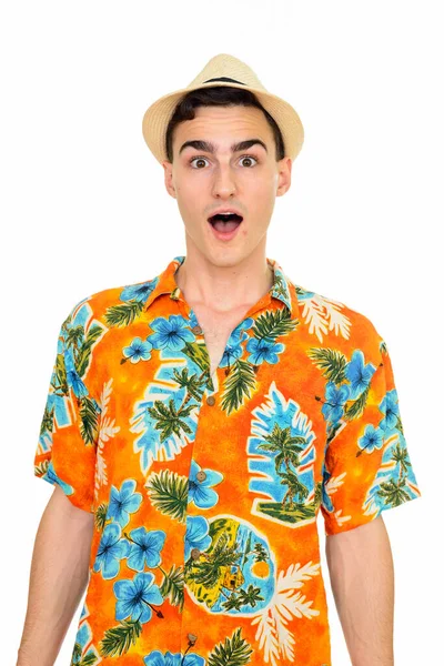 Estudio Disparo Joven Guapo Turista Con Camisa Hawaiana Listo Para — Foto de Stock