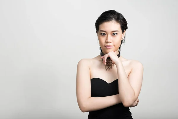 Studio Shot Young Beautiful Asian Woman Short Hair White Background — Stock Photo, Image