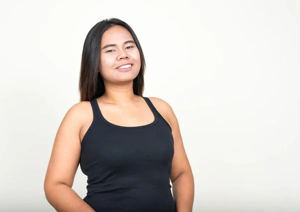 Beyaz Arka Planda Şişman Asyalı Genç Bir Kadının Stüdyo Çekimi — Stok fotoğraf